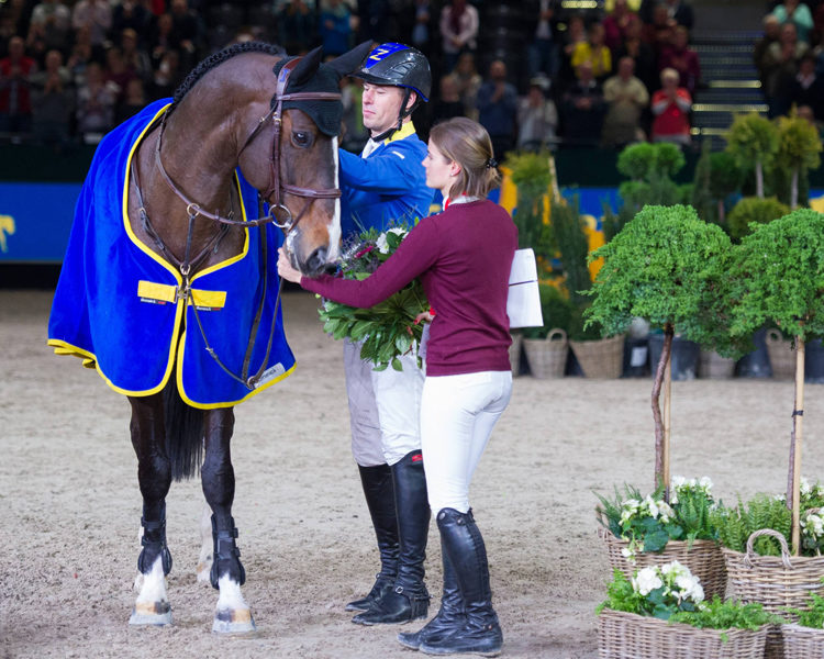 Longines FEI World Cup÷ presented by Sparkasse PARTNER PFERD Leipzig Christian AHLMANN GER ridin Longines FEI World Cup÷ presented by Sparkasse - PARTNER PFERD Leipzig Christian AHLMANN (GER) riding Taloubet Z, Longines FEI World Cup÷ presented by Sparkasse - PARTNER PFERD Leipzig 21.01.18 *** Longines FEI World Cup÷ presented by Sparkasse PARTNER Leipzig Christian AHLMANN GER horse riding Taloubet Z Longines FEI World Cup÷ presented by Sparkasse PARTNER horse Leipzig 21 01 18 