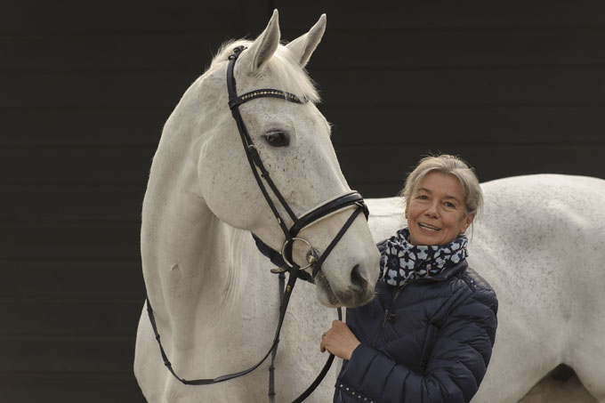 Barbara Welt - Böller - Pferdebuch - Barbara Welt - Böller - Pferdebuch - in Ahorn, Deutschland am 26.01.2016 Copyright by ROLF KOSECKI - 