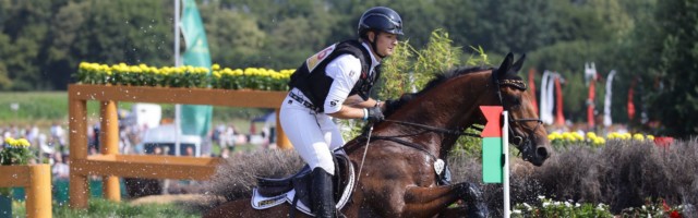 Aachen Reiten Vielseitigkeit Gel‰nde DHL Preis Julia Krajowski GER auf Samourai du Th Aachen , Reiten , Vielseitigkeit , Gel‰nde , DHL Preis , Julia Krajowski ( GER ) auf Samourai du Thot *** Aachen riding eventing terrain DHL prize Julia Krajowski GER on Samourai du Thot 
