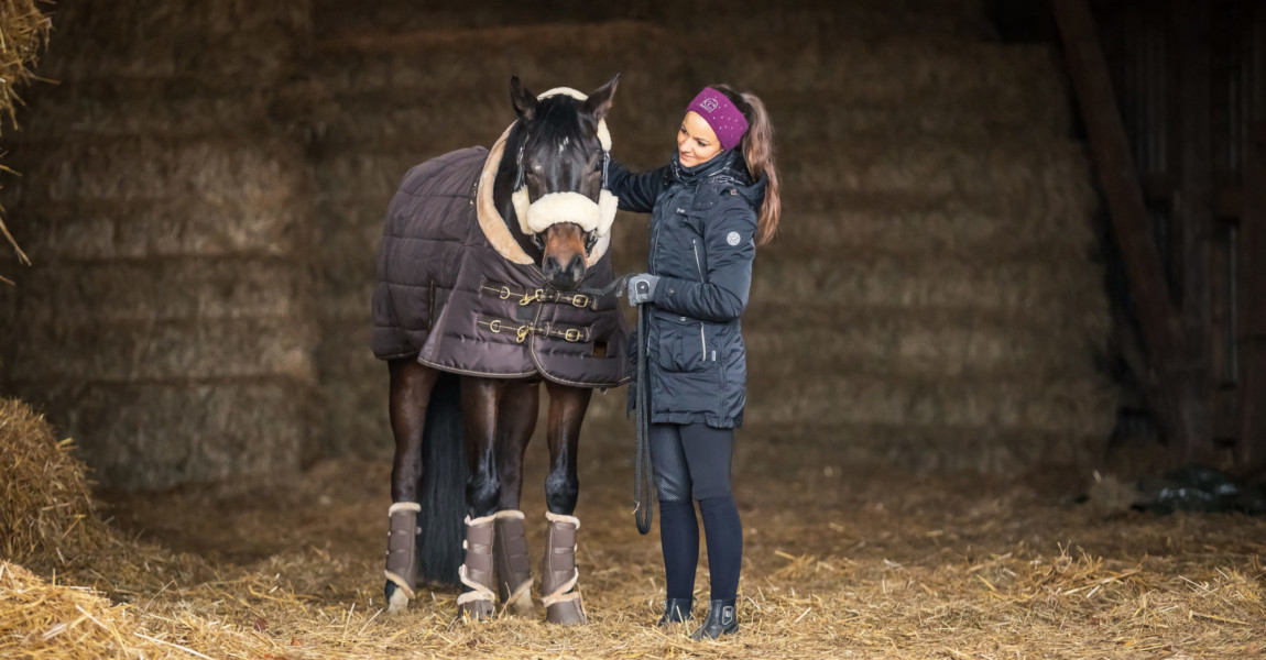 Mein Pferd Shooting für das Mein Pferd Magazin am 13.12.2019 in Foto: DANIEL ELKE 