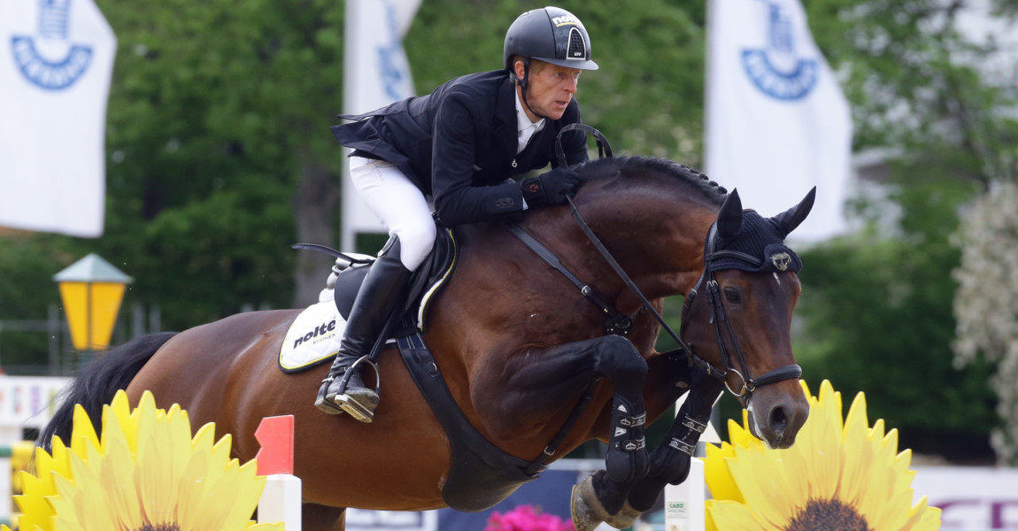 Mannheimer Maimarkt Turnier BAU // Mannheim , Reiten , Mannheimer Maimarkt Turnier , Die Badenia - Großer Preis der MVV , Marcus Ehning ( GER ) auf Stargold 