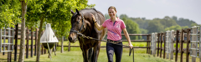 Billerbeck - Homestory Helen Langehanenberg 2020 LANGEHANENBERG Helen, Straight Horse Ascenzione Billerbeck - Homestory Helen Langehanenberg 2020 27. Mai 2020 © www.sportfotos-lafrentz.de/Stefan Lafrentz 