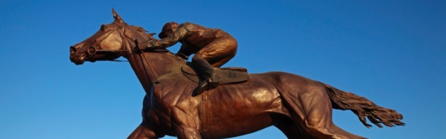 Phar Lap Statue, Timaru, South Canterbury, South Island, New Zealand (DANITA DELIMONT STOCK) Phar Lap Statue, Timaru, South Canterbury, South Island, New Zealand 