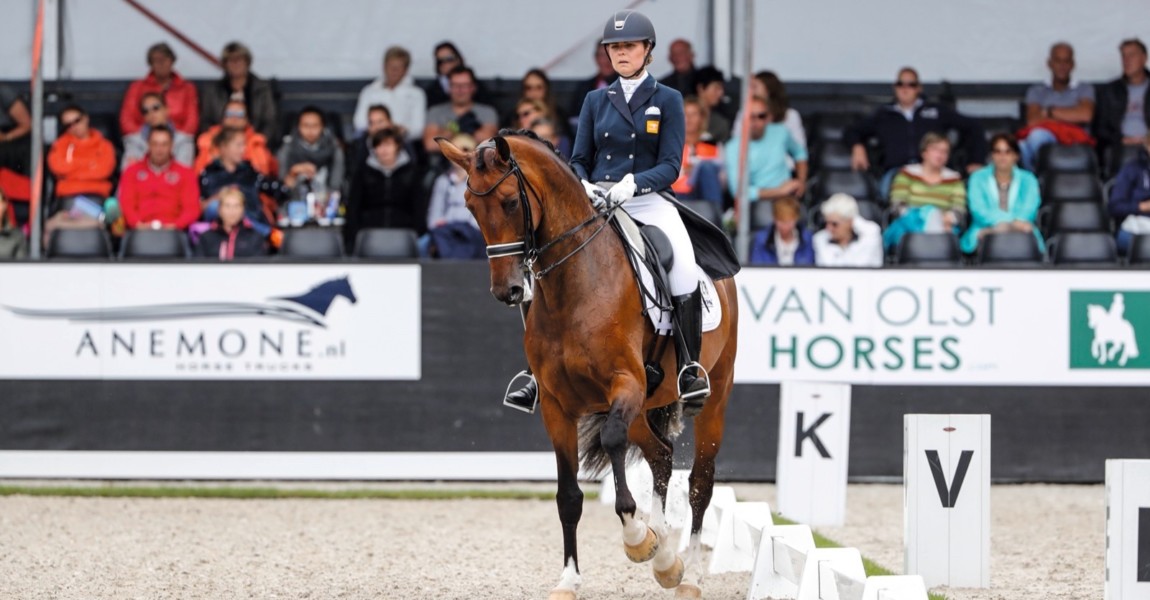 Pferdesport Dressur 17-30-d0013-Mara De Vries-NED-Farzana G-kwpn- 2017-08-05- 15:00:53h- Longines FEI/WBFSH World Breeding Dressage Championships for Young Horses -Ermelo,-National Equestrian Centre,FNSR-Nederland, D09 - CH-M-D YH FEI Final Test for 7 Year old horses presented by Longines. 