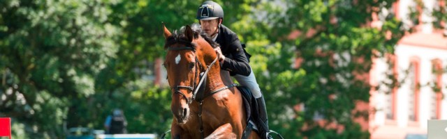 29.1. Bildnummer: 13114535 Datum: 28.05.2012 Copyright: imago/Jan Huebner 28.05.2012, Reiten - Internationales Wiesbadener Pfingstturnier, Springpr¸fung, Preis der Landeshauptstadt Wiesbaden v.l. 154 Noltes K¸chengirl, Reiter Marcus Ehning ; kbdig 2012 quer Pferdesport Reitsport Reiten Image number 13114535 date 28 05 2012 Copyright imago Jan Huebner 28 05 2012 riding International Wiesbaden Pfingstturnier Spring testing Prize the State capital Wiesbaden v l 154 Noltes Kitchen Girl Reiter Marcus Ehning Kbdig 2012 horizontal Equestrian sports Horse riding riding 